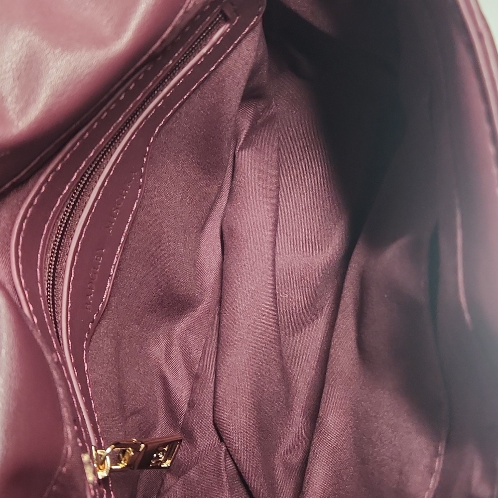 Badgley Mischka Quilted Crossbody NWT - Picture 5 of 7